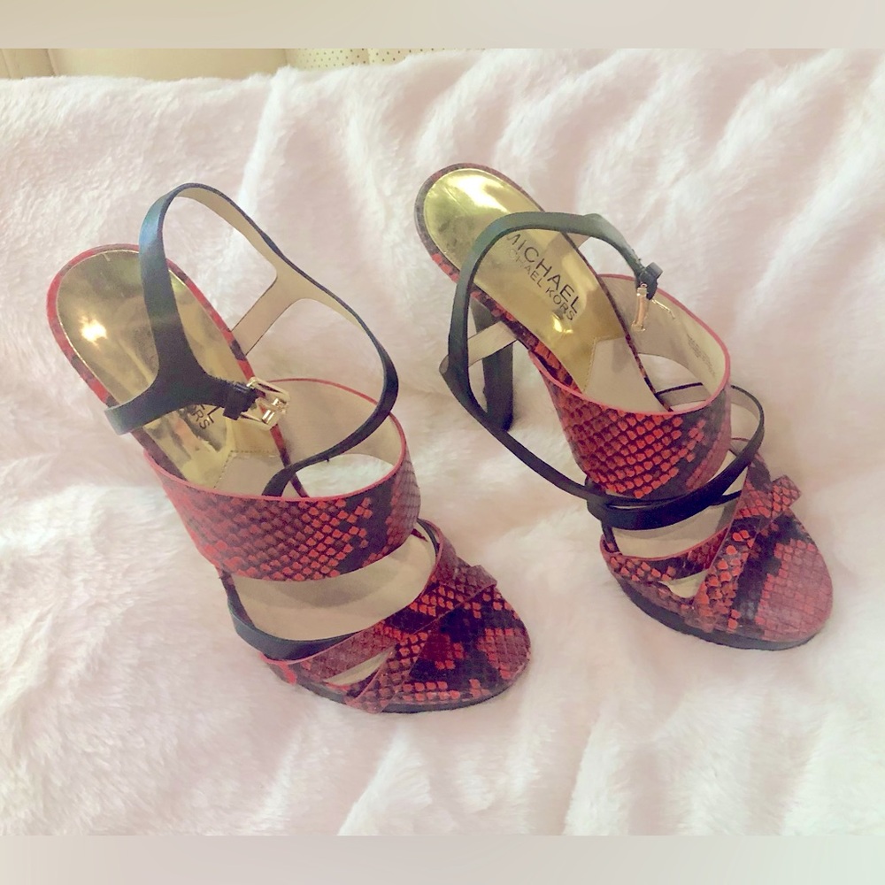 MICHAEL Michael Kors snake skin embossed platform RED & BLACK size 7 1/2